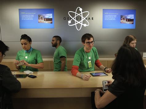 As a Genius, youll be certified to perform Mac and mobile device hardware repairs, and youll provide other hands-on technical support. . Genius bar salary
